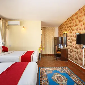Nomad 2* Kathmandu